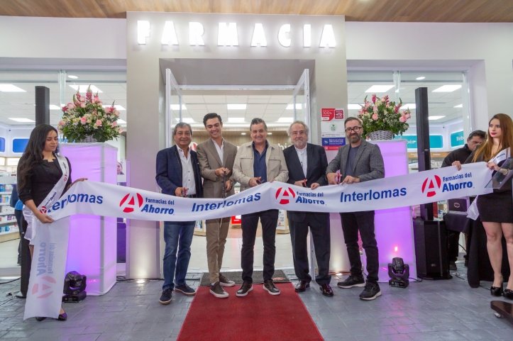 Farmacias del Ahorro abrió en Interlomas su sucursal con mayor integración tecnológica, con diagnóstico digital, servicios automatizados y energía solar.